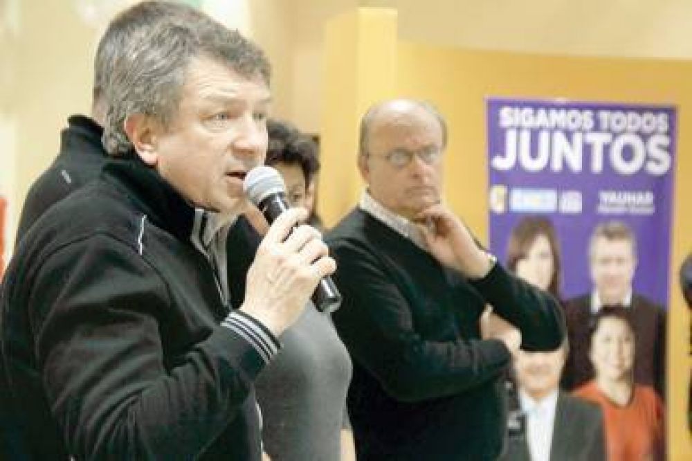 Yauhar visit� el CABIN y particip� de un encuentro con empresarios y profesionales