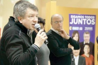 Yauhar visit� el CABIN y particip� de un encuentro con empresarios y profesionales