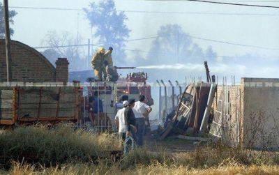 Quitilipi: Voraz incendio en carpinter�a