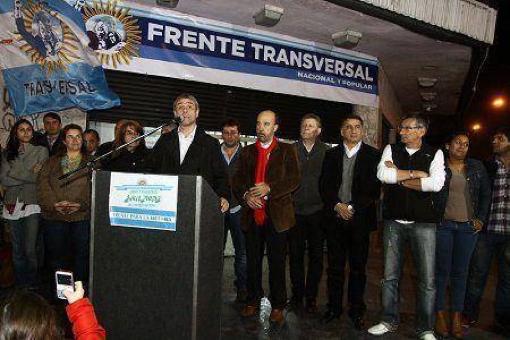 Avellaneda: Jorge Ferraresi inaugur� el local del Frente Transversal, �Nacional y Popular�