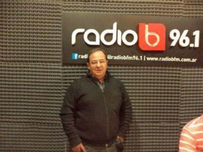 Batelli denunci� que el oficialismo usa espacios p�blicos, carpas y empleados del Estado para hacer su campa�a