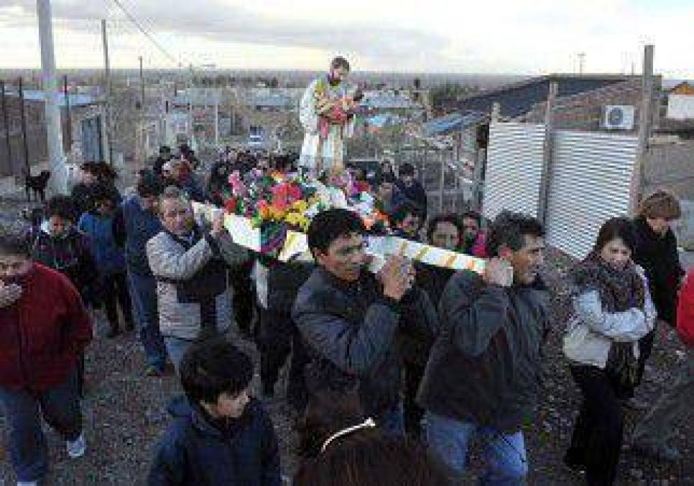 Los fieles de la regi�n veneraron a San Cayetano 