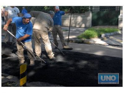Har�n tareas de reparaci�n de pa�os de hormig�n en calle Churruar�n