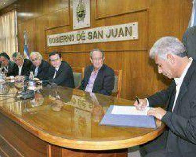 Plan M�s Cerca: llegaron 121 millones y se realizar�n 93 obras en los 19 municipios