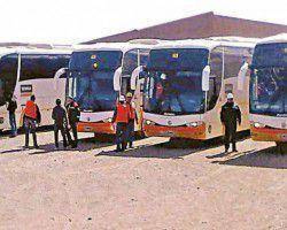 Trasladar�n a 2.600 trabajadores de Lama y Veladero para votar