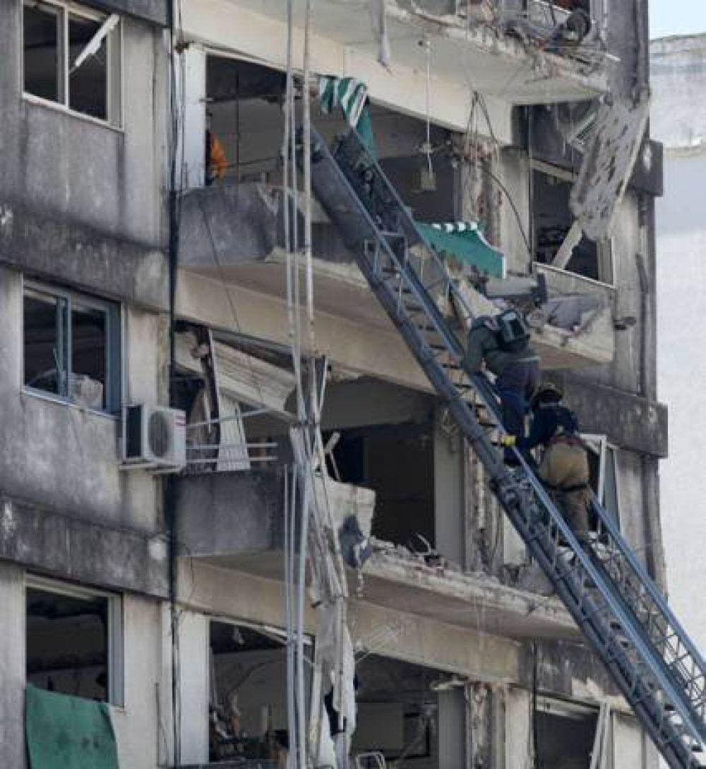 Tres nicole�os heridos a ra�z de la explosi�n de edificio en Rosario