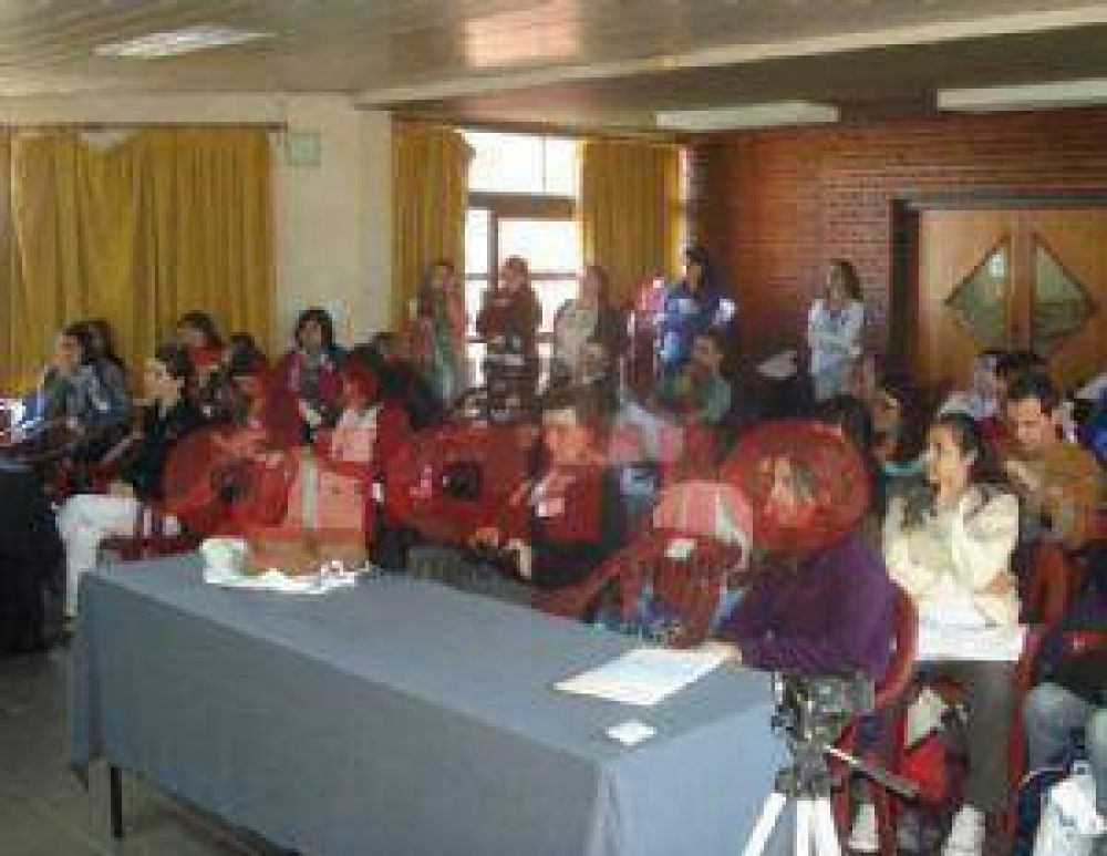 Buscan mejorar en Santiago la competitividad en lo tur�stico