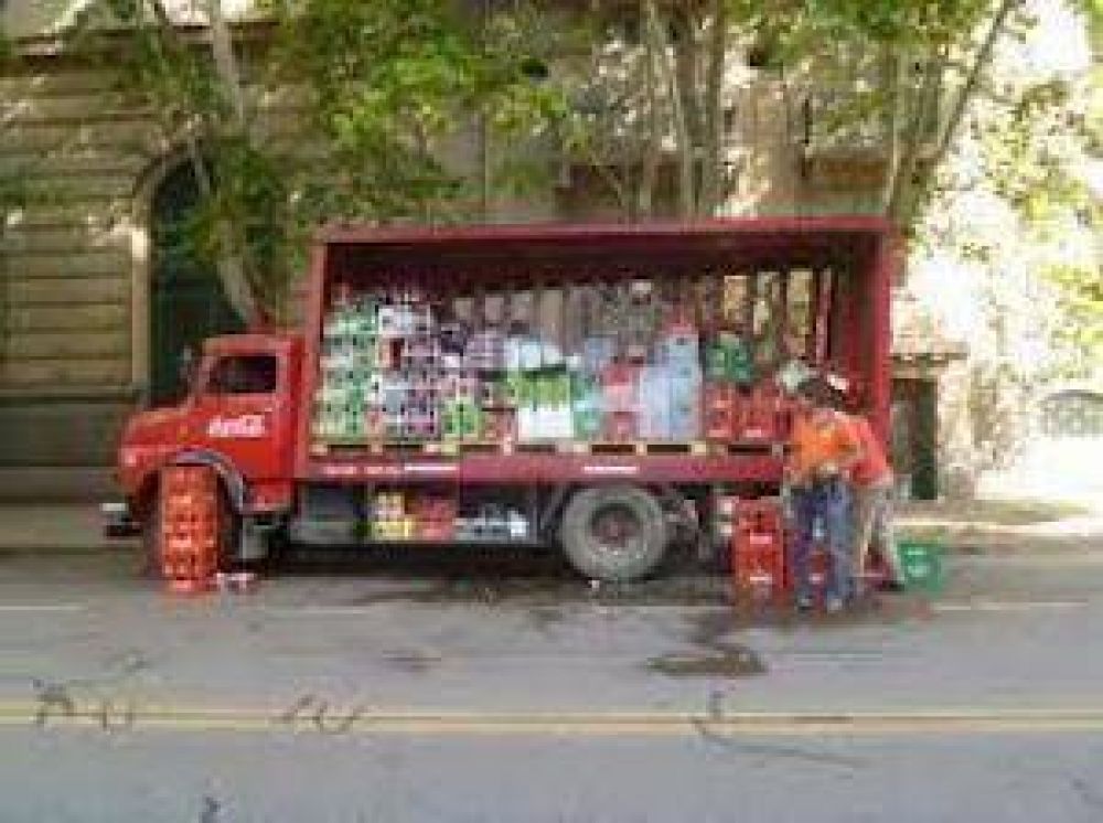 Ladrones enca�onaron a repartidores de gaseosas