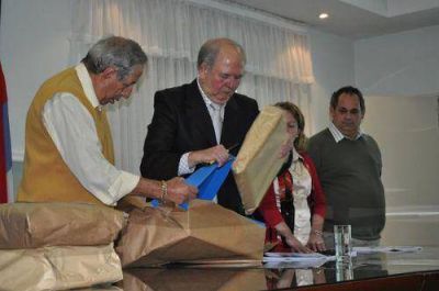 Tres empresas interesadas en realizar la obra de acceso al Cerro Monje 