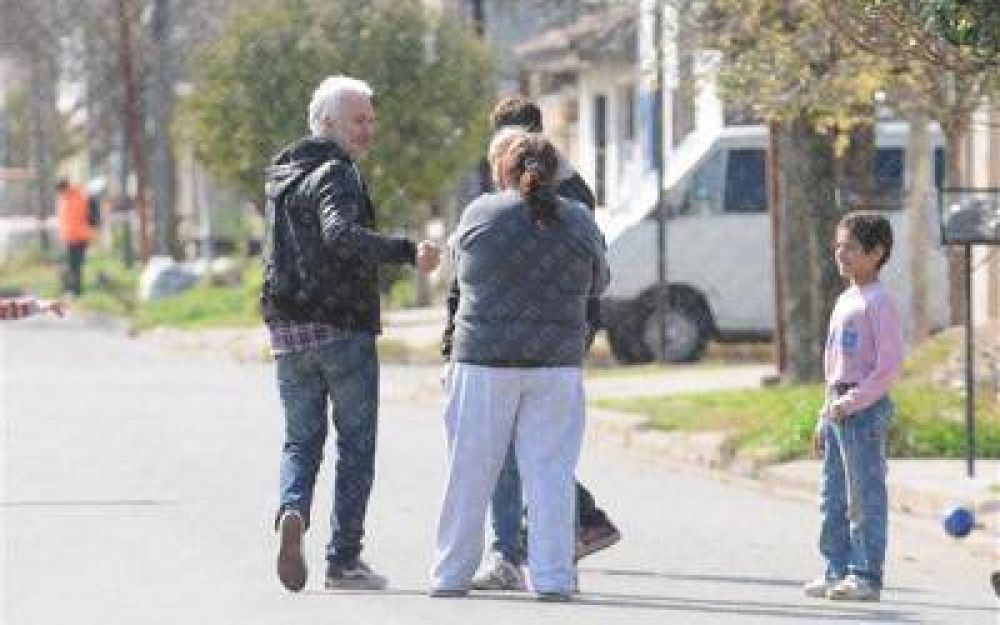 La Plata: Contar�n tres historias sobre los inundados en un reality show