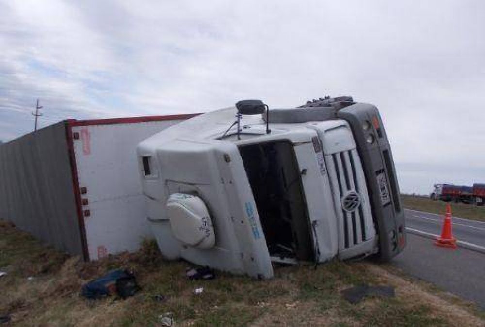 Vuelcos en la autopista 	