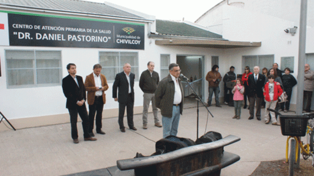 Imponen el nombre de �Dr. Daniel Pastorino� al CAPS del Barrio Del Pito 