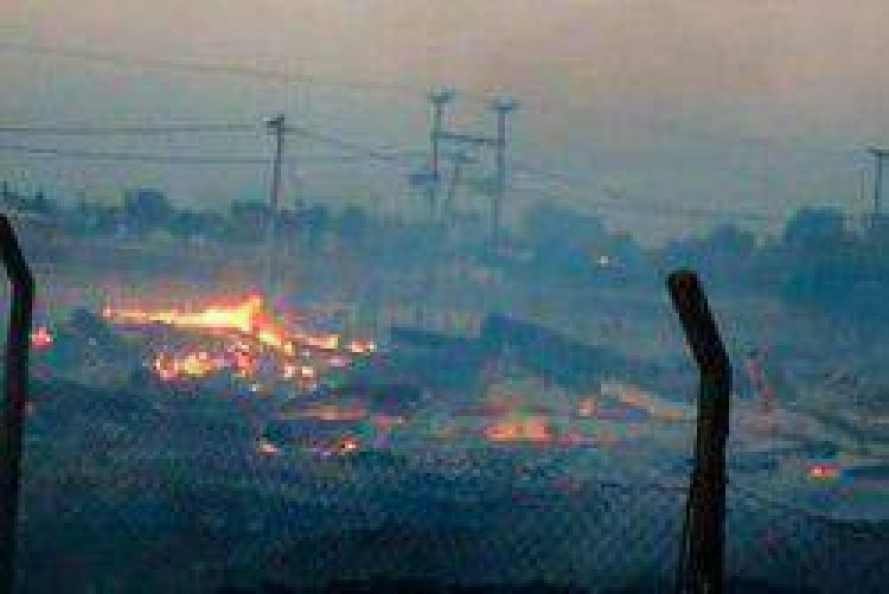 Quitilipi: Unas 100 toneladas de madera fueron consumidos en feroz incendio
