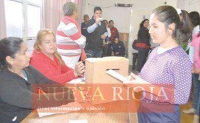 La Asociaci�n Todos para ellos realiz� un simulacro de votaci�n