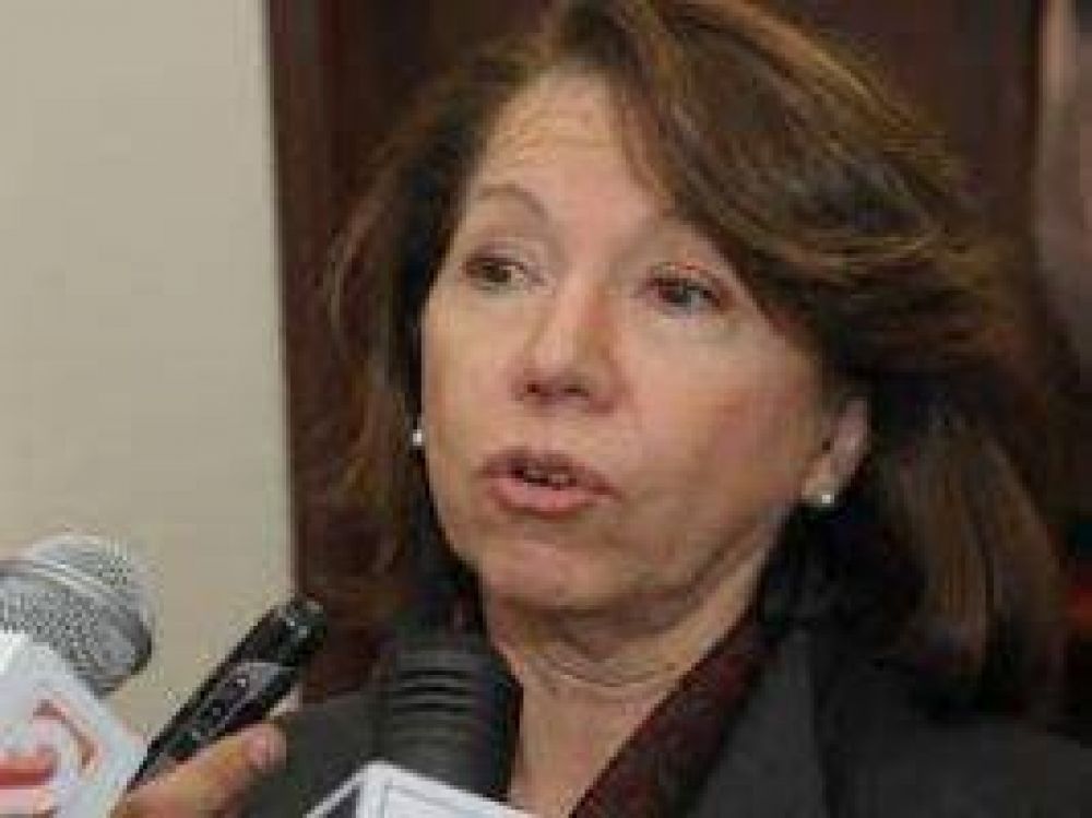 Sonia Escudero: "La gente tiene la oportunidad de comparar"