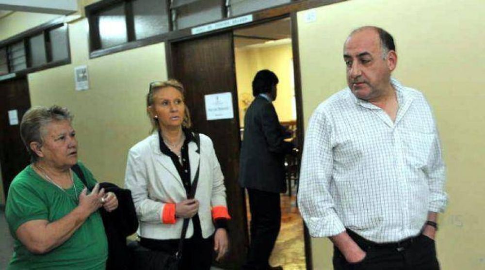 Gatillo f�cil: dudan si la bala homicida era del polic�a acusado