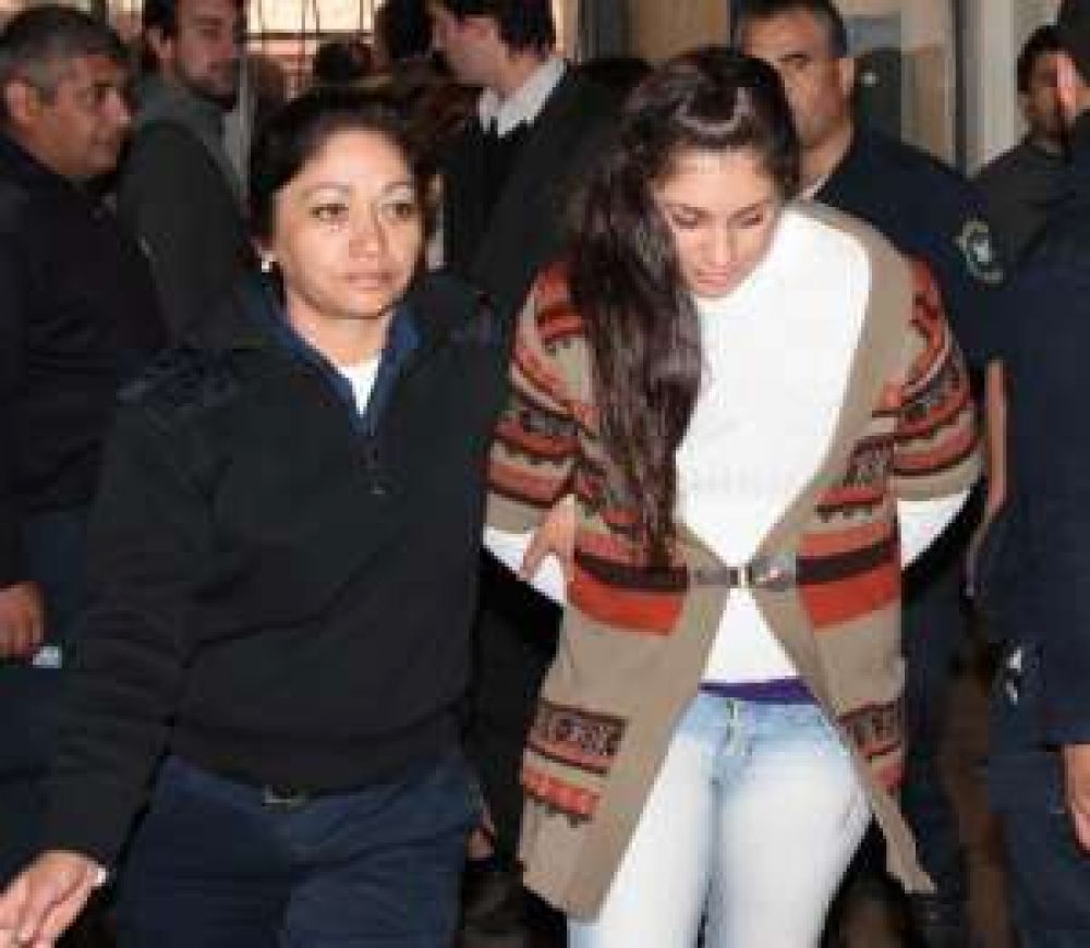 Es mam� de 3 hijos y le dan 12 a�os por matar a su pareja