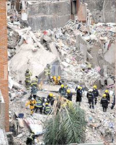 Bonfatti destac� que la prioridad hoy es �encontrar a los desaparecidos�