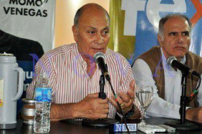 El Gobierno meti� la cola: financia y protege al "Momo" Venegas para que le saque votos a Massa