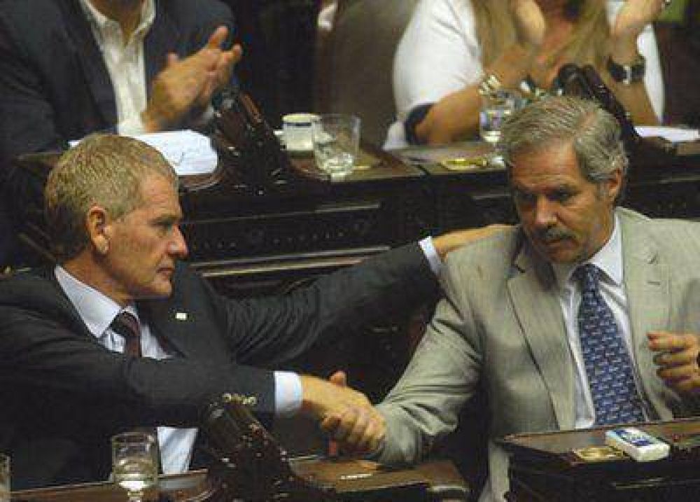 Para Sol�, De Narv�ez y el kirchnerismo sellaron un acuerdo de fiscalizaci�n