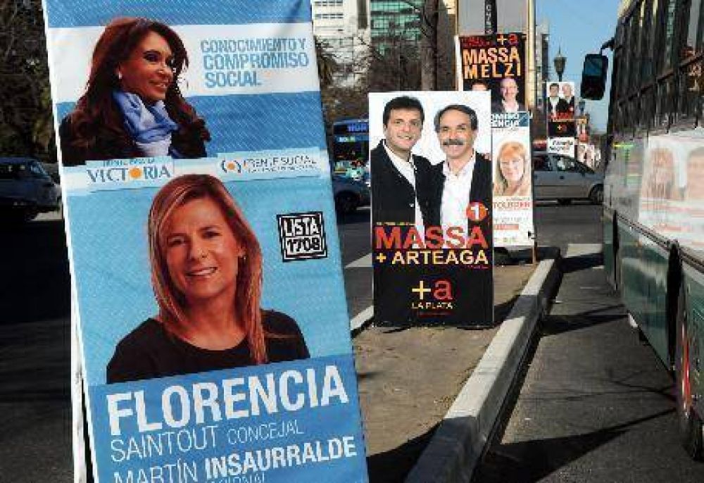 El centro de La Plata, lleno de banners pol�ticos