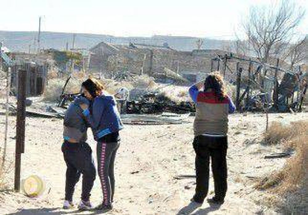 Un joven muri� calcinado al intentar rescatar al vecino que habr�a provocado el incendio 