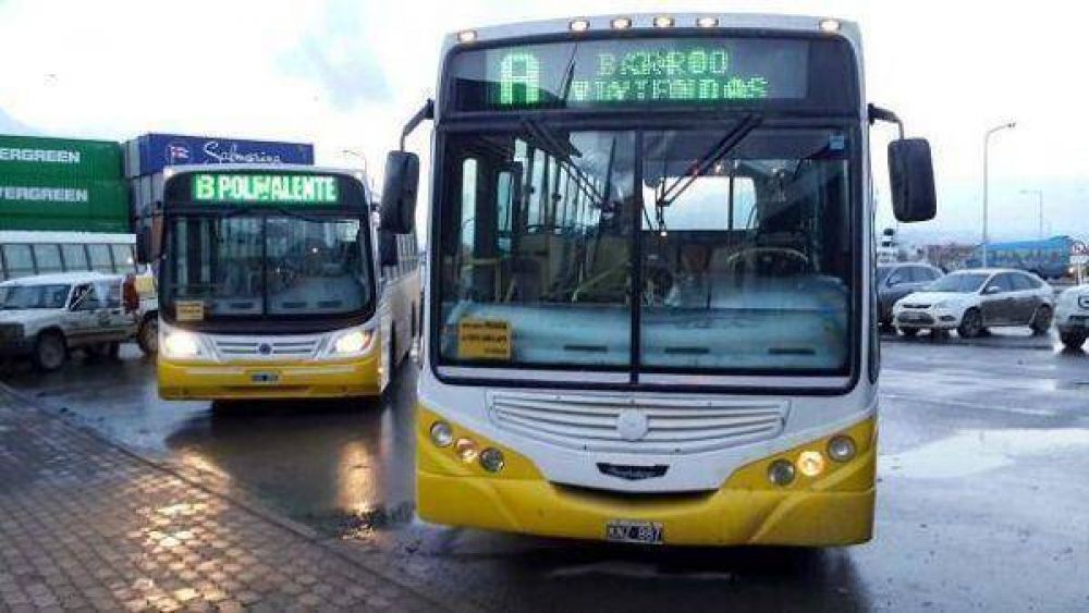 Nueva intervenci�n durante la madrugada para asegurar el transporte de colectivo