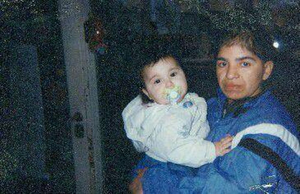 Buscan a madre y a su hija