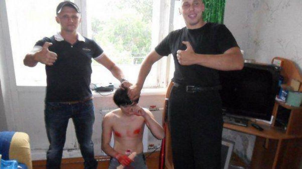 Torturan y matan a un joven en Rusia por homosexual