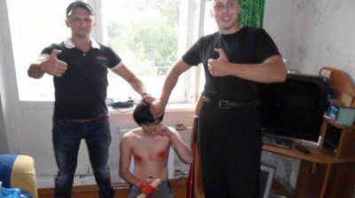 Torturan y matan a un joven en Rusia por homosexual