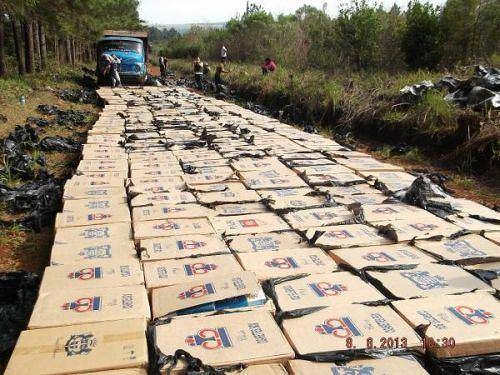 Incautan contrabando de cigarrillo valuado en 4 millones de pesos y detienen a cuatro personas