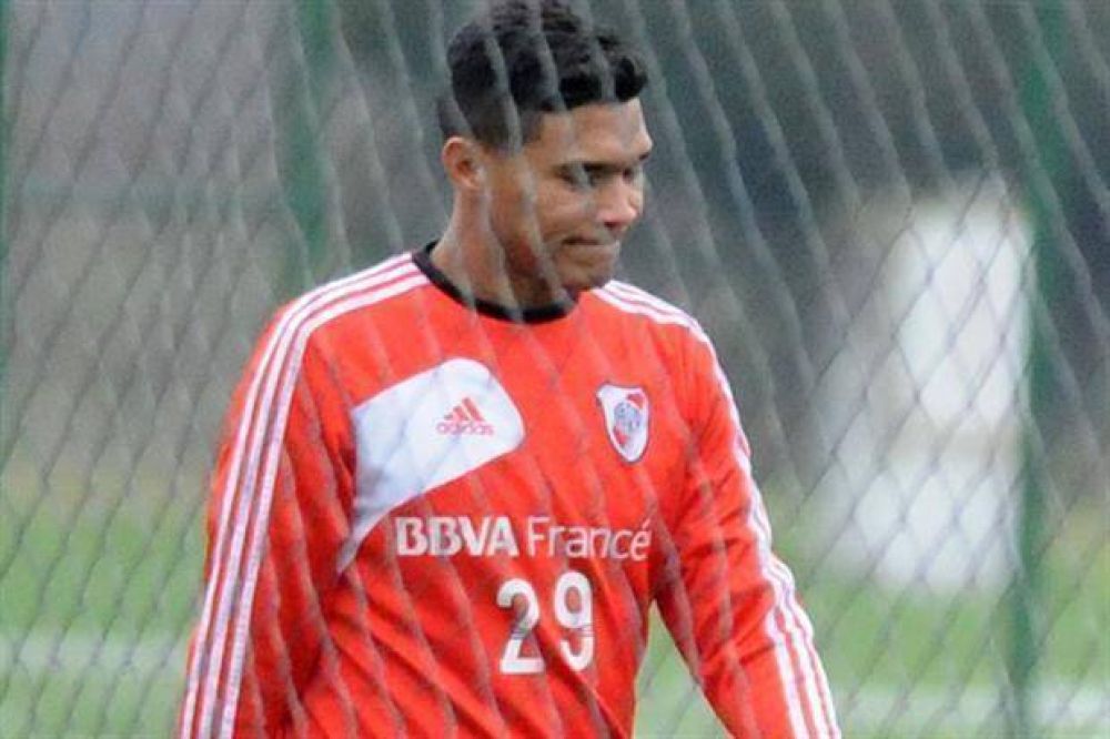 En problemas: como River no pag� su pase, Cruz Azul exige que vuelva Teo Guti�rrez