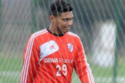 En problemas: como River no pag� su pase, Cruz Azul exige que vuelva Teo Guti�rrez
