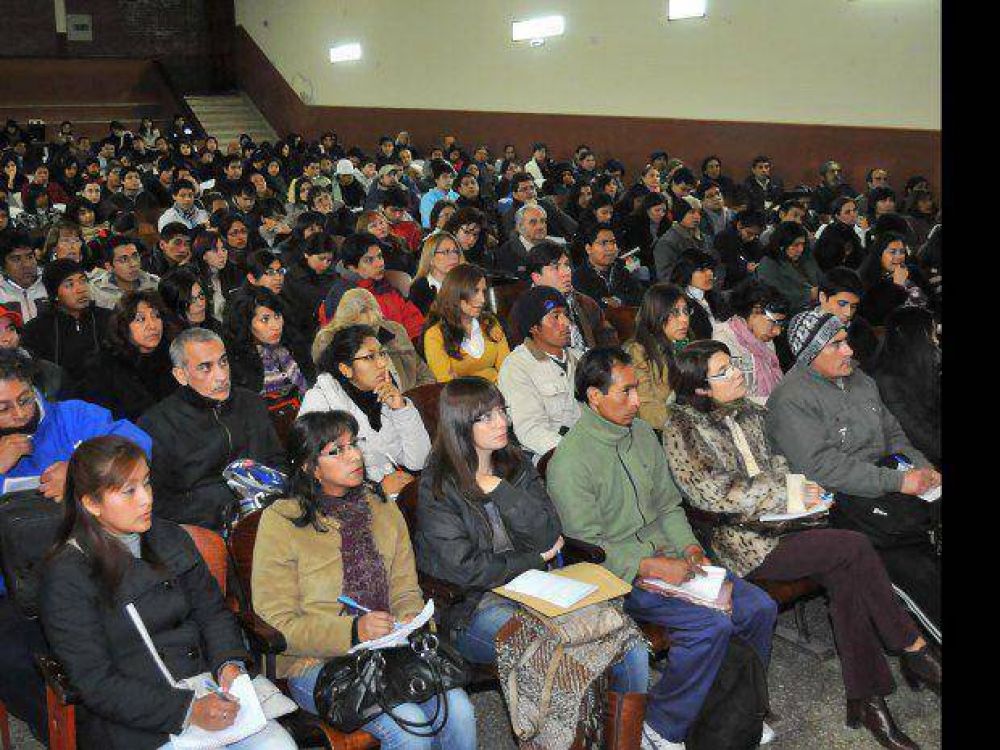 Culmin� capacitaci�n a autoridades de mesa