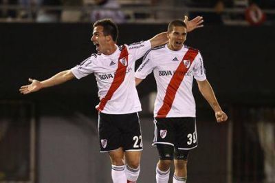 El pibe Federico Andrada salv� a River, que le gan� a Central por 1 a 0