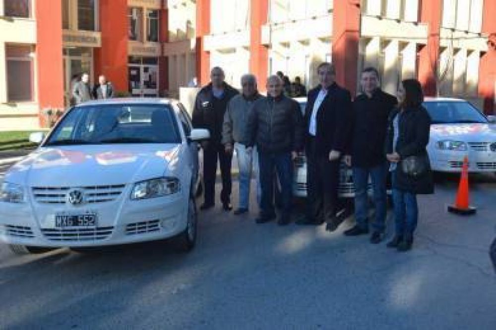 El municipio moderniza y amplia su flota de m�viles