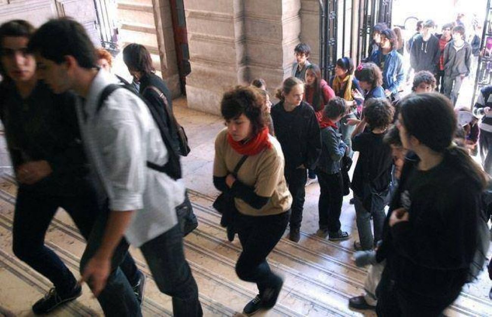 Buscan reglamentar las fiestas de egresados en todo Mar del Plata