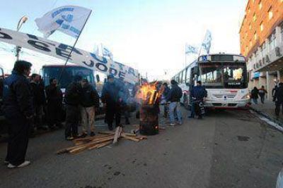 El fin de semana habr� servicio �normal� del transporte urbano
