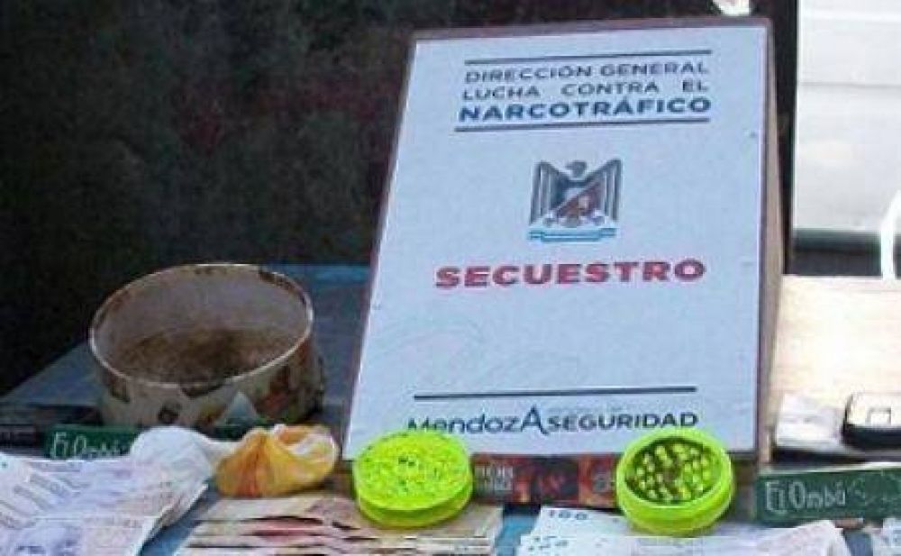 Detuvieron a un integrante de una banda de narcotraficantes