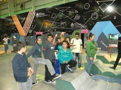 Conformidad de docentes tras el viaje a Tecn�polis	