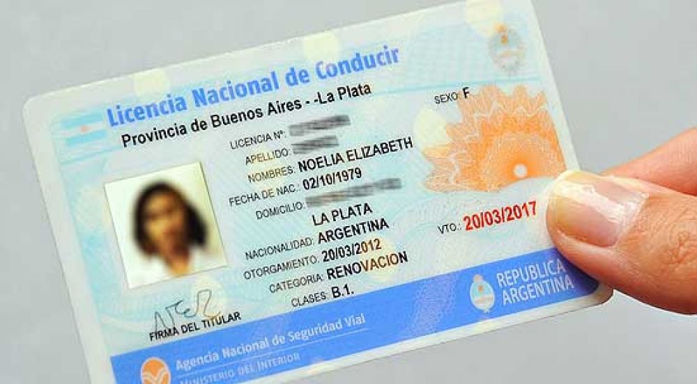Por paro en la Provincia no imprimen licencias de conducir
