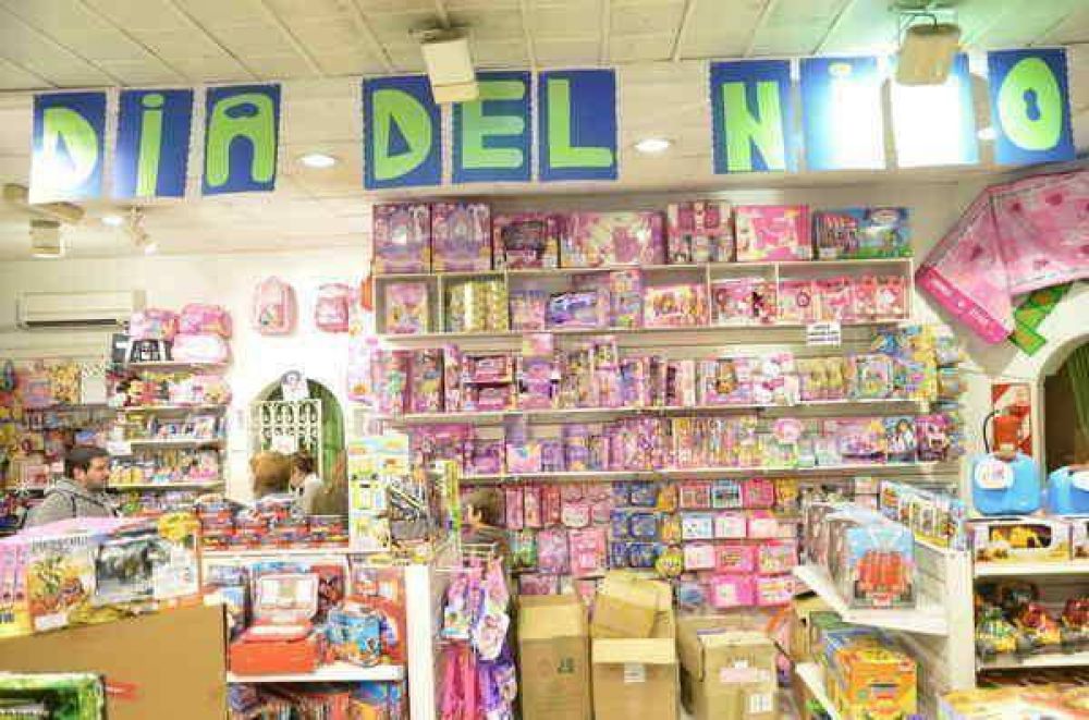 ESTIMAN QUE LAS VENTAS POR EL D�A DEL NI�O AUMENTAR�N ALREDEDOR DE UN 30 POR CIENTO