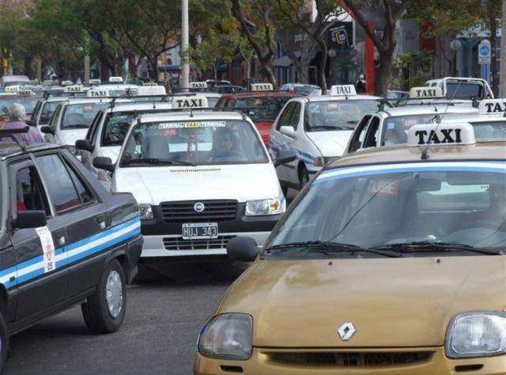Los taxistas esperan que la pr�xima semana se apruebe el aumento tarifario