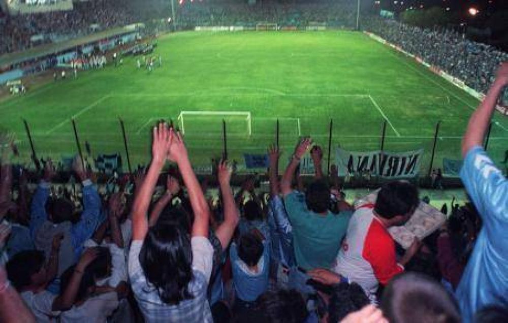 Copa Sudamericana: Belgrano-V�lez van al Gigante de Alberdi