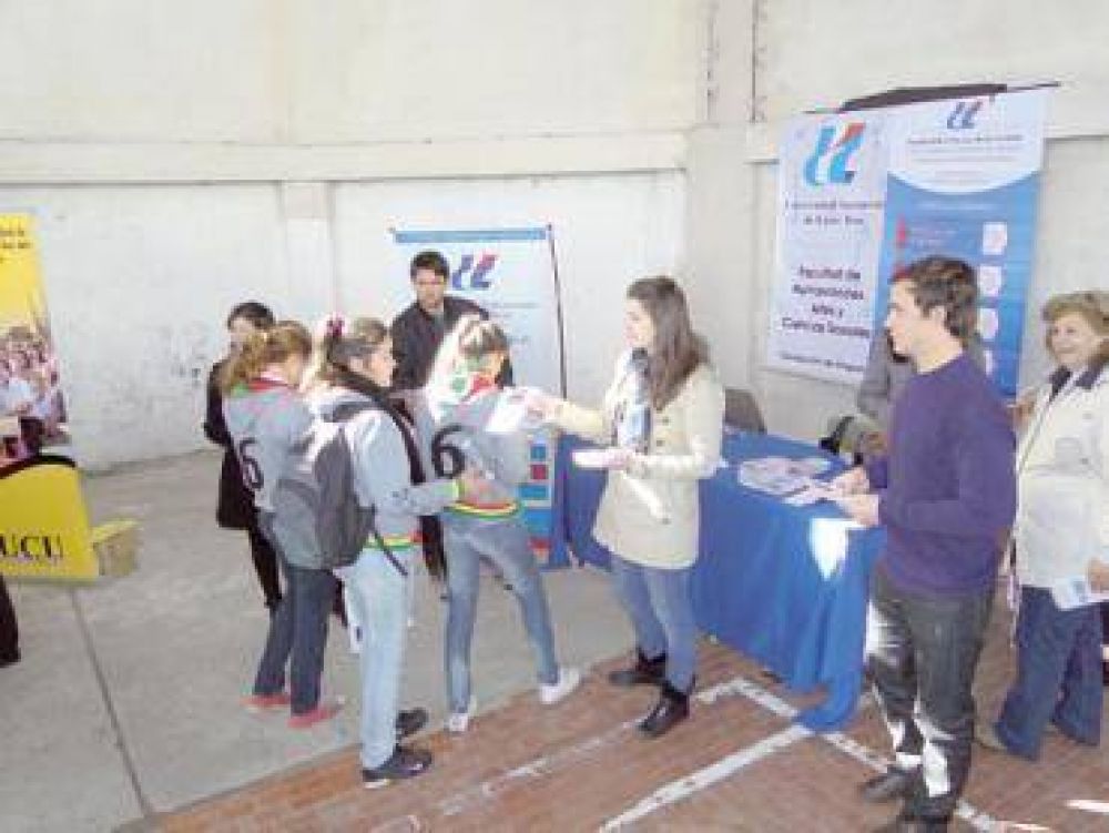 Feria de las carreras en el Sagrado Coraz�n
