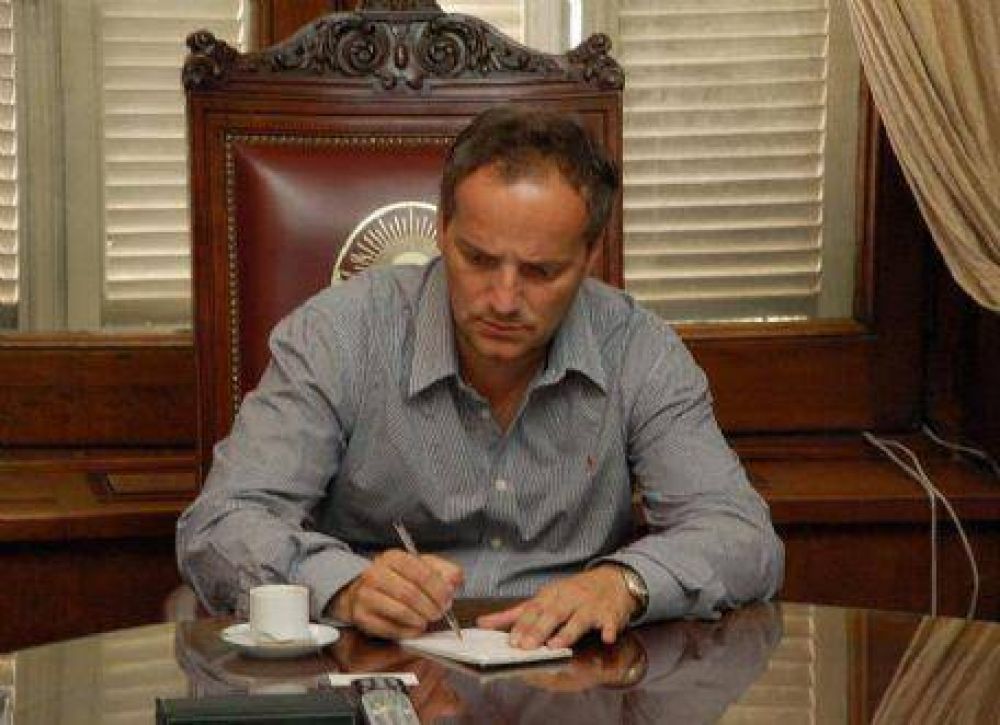 La traici�n de Pacharotti: �Una jugada para reemplazar a Pablo Bruera?