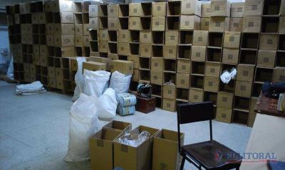 Se distribuyen las �ltimas urnas y alistan m�s de 300 escuelas para las primarias