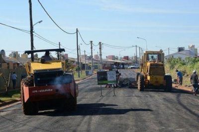 Asfaltan tramo de la avenida 186 del barrio San Isidro