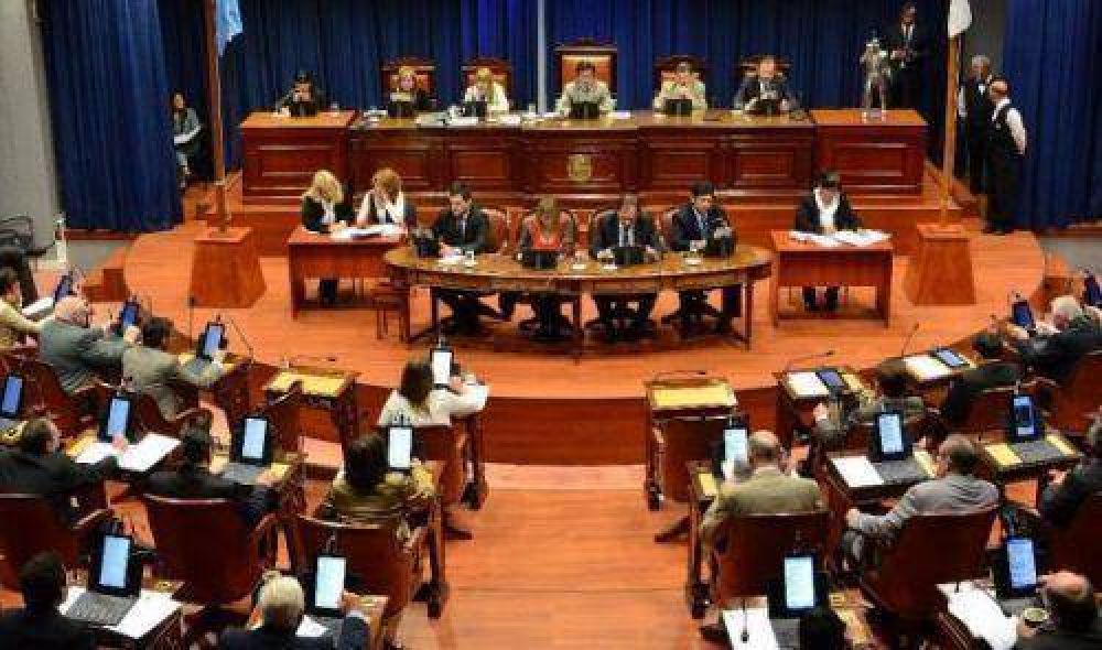Trece proyectos de ley tomaron estado parlamentario