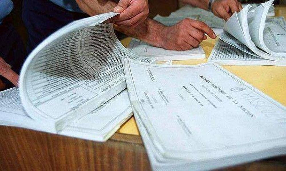 Muchos votantes sufrieron cambios de lugares de votaci�n